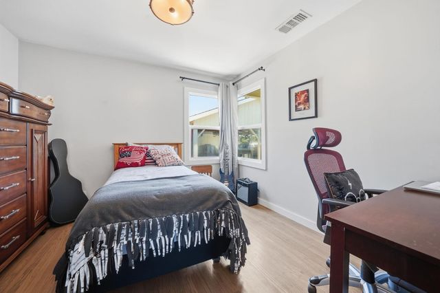 5726 Pettinger Rd, Valley Springs, CA 95252