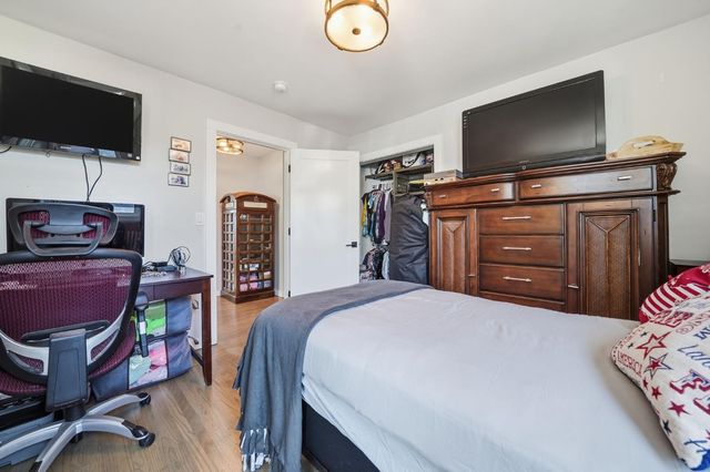 5726 Pettinger Rd, Valley Springs, CA 95252