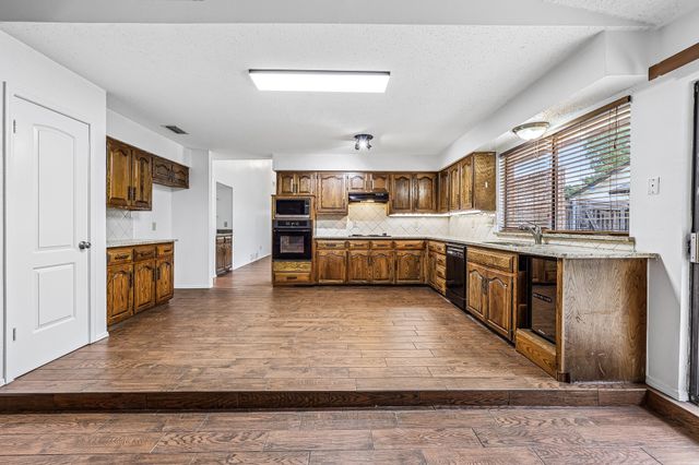 4404 Cleveland Drive, Plano, TX 75093