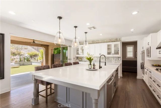 12213 Cortona Place, Riverside, CA 92503