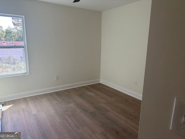 890 Center Hill Avenue NW, Atlanta, GA 30318