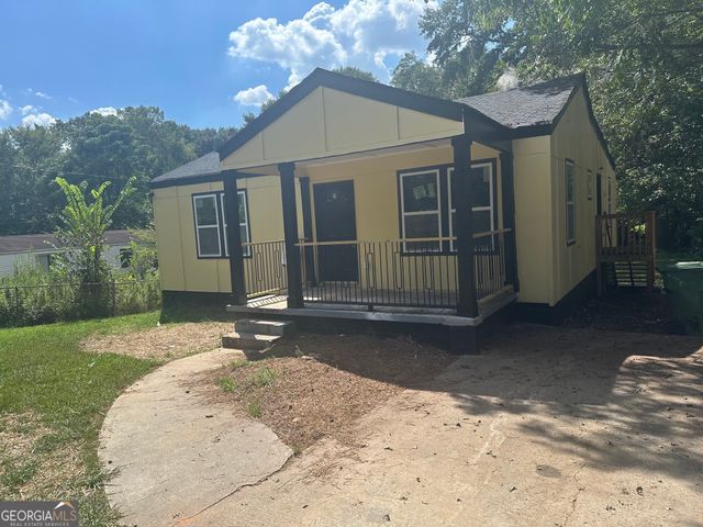 890 Center Hill Avenue NW, Atlanta, GA 30318
