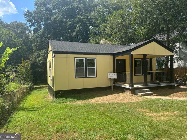890 Center Hill Avenue NW, Atlanta, GA 30318