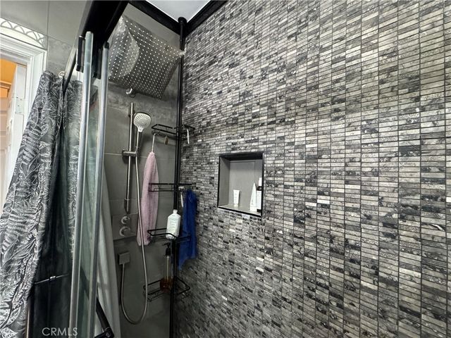 1758 W 51st Street, Los Angeles, CA 90062