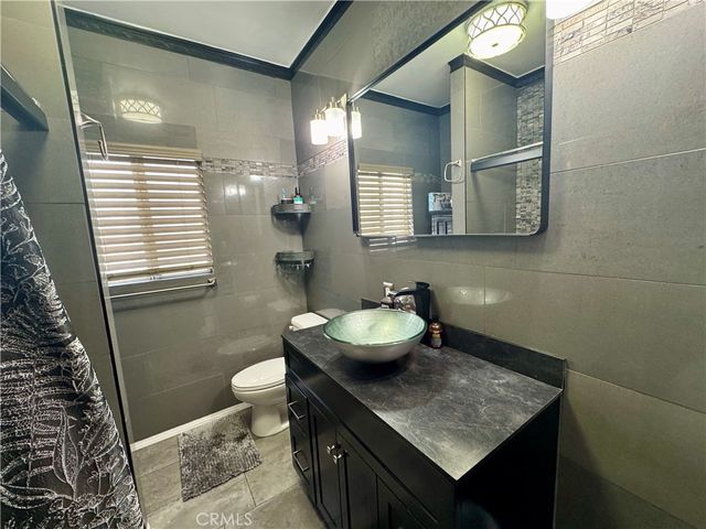 1758 W 51st Street, Los Angeles, CA 90062