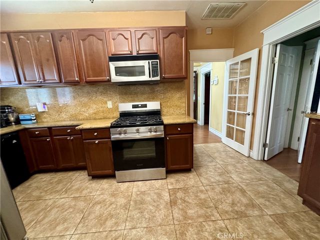 1758 W 51st Street, Los Angeles, CA 90062