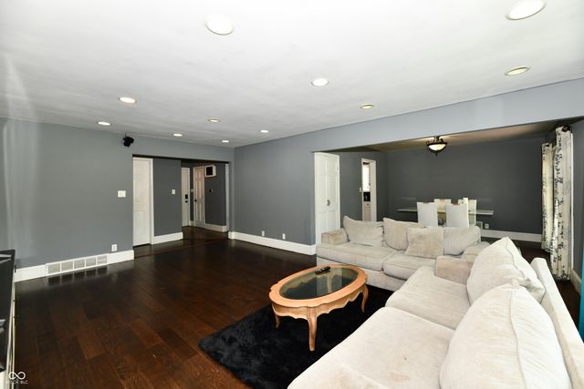 6315 McFarland Road, Indianapolis, IN 46227