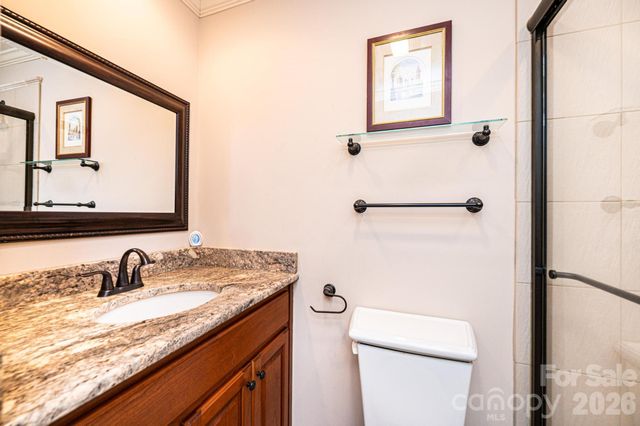 1070 S College Avenue, Newton, NC 28658