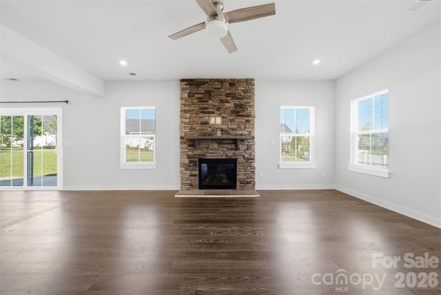 11124 Vanguard Parkway, Huntersville, NC 28078