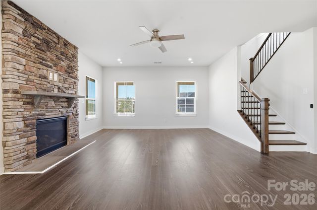 11124 Vanguard Parkway, Huntersville, NC 28078