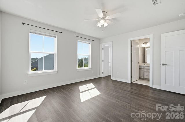 11124 Vanguard Parkway, Huntersville, NC 28078