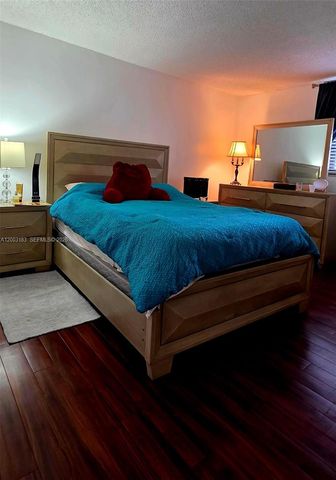 10835 SW 112th Ave 106, Miami, FL 33176