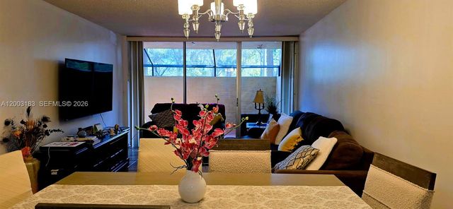 10835 SW 112th Ave 106, Miami, FL 33176