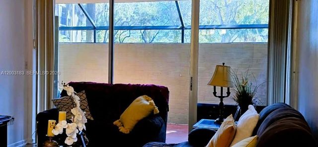 10835 SW 112th Ave 106, Miami, FL 33176