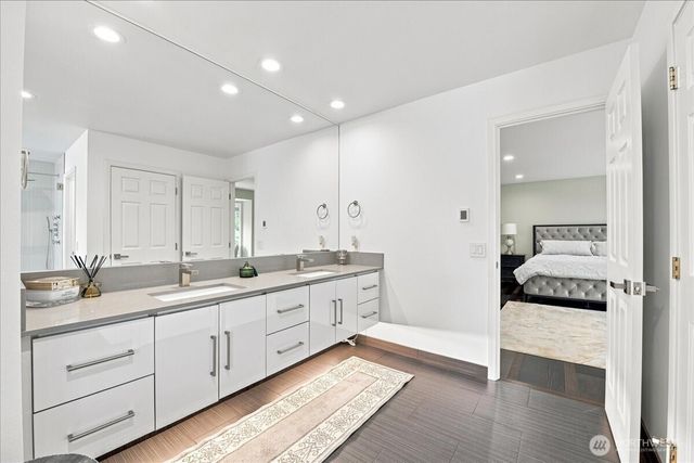 7525 120th Place SE, Newcastle, WA 98056