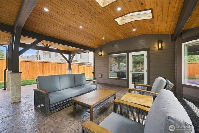 7525 120th Place SE, Newcastle, WA 98056