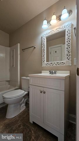 219 VIRGINIA ST, Strasburg, VA 22657