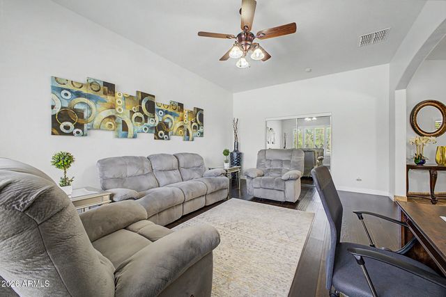 2332 W ANDREA Drive W, Phoenix, AZ 85085