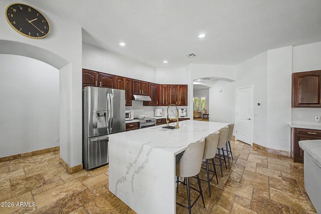 2332 W ANDREA Drive W, Phoenix, AZ 85085