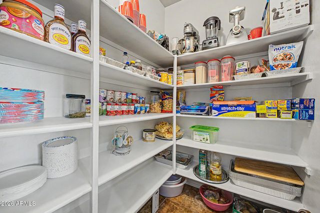 2332 W ANDREA Drive W, Phoenix, AZ 85085