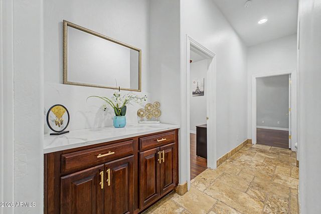 2332 W ANDREA Drive W, Phoenix, AZ 85085