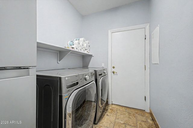 2332 W ANDREA Drive W, Phoenix, AZ 85085