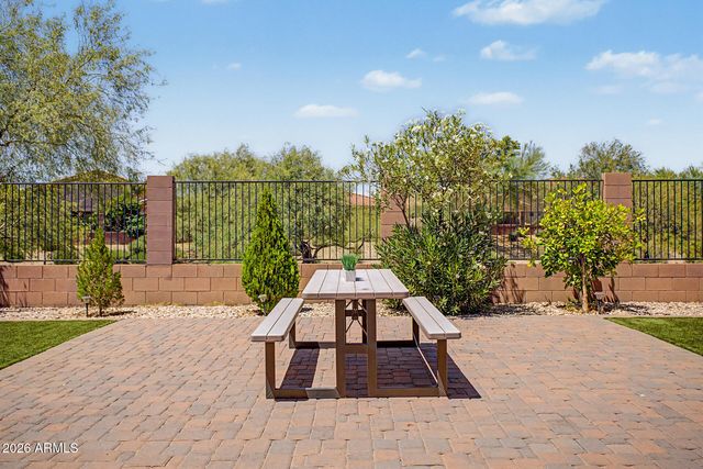 2332 W ANDREA Drive W, Phoenix, AZ 85085