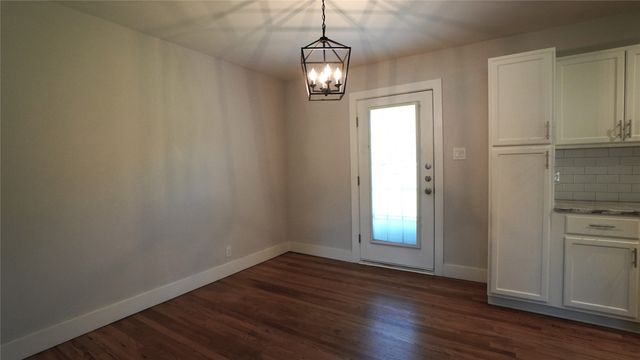 1226 San Patricio Drive, Dallas, TX 75218