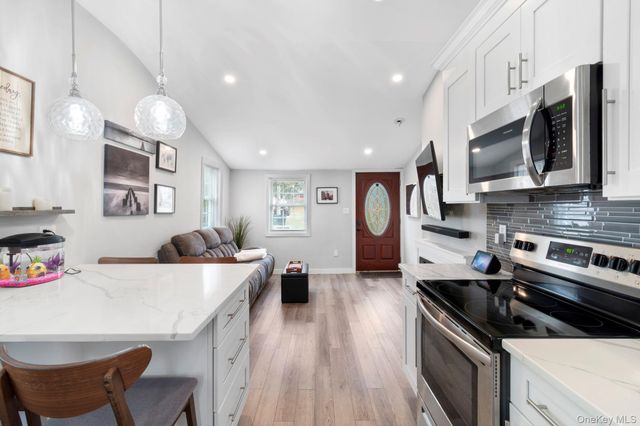 62 Quail Road, Rocky Point, NY 11778