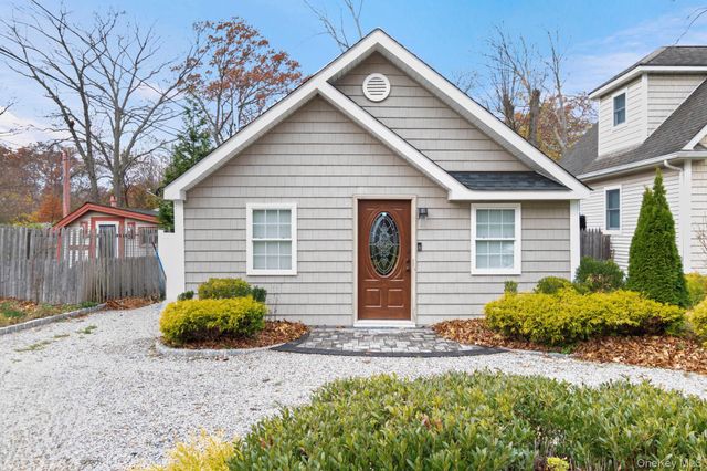 62 Quail Road, Rocky Point, NY 11778