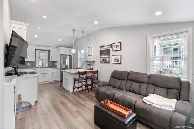 62 Quail Road, Rocky Point, NY 11778