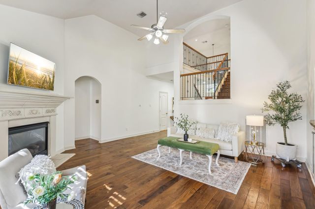 15614 Stone Gables Lane, Houston, TX 77044