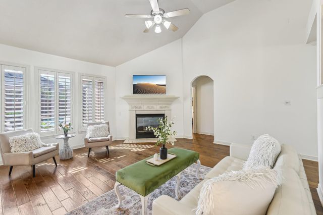 15614 Stone Gables Lane, Houston, TX 77044