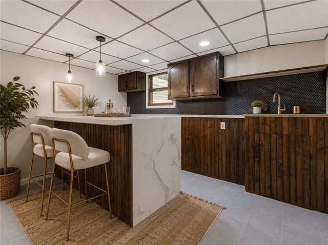 20 Killey Avenue, Warwick, RI 02889
