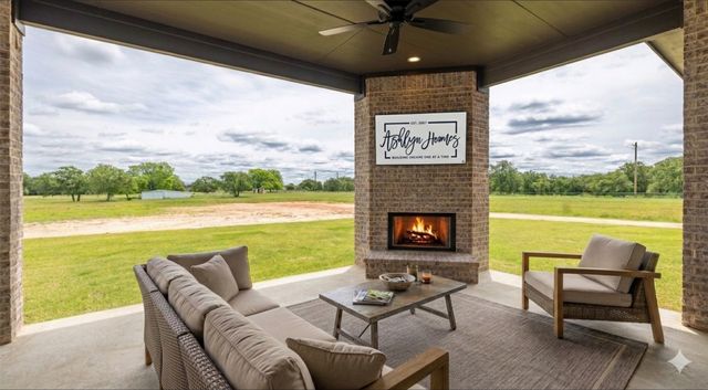 104 Prairie Winds Drive, Poolville, TX 76487