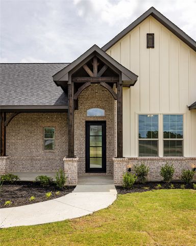 104 Prairie Winds Drive, Poolville, TX 76487