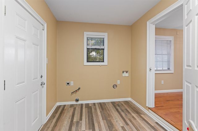 552 County Road 306, Rockdale, TX 76567