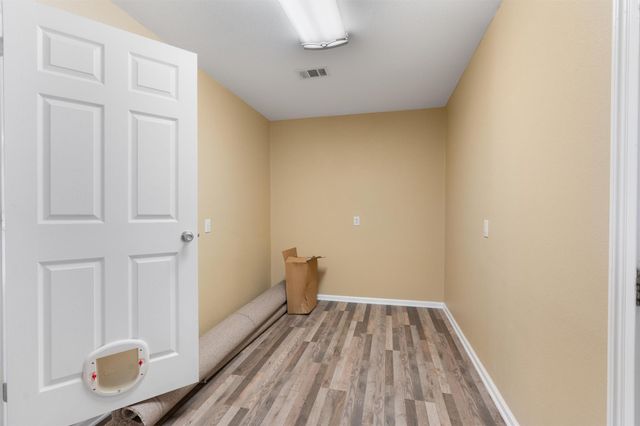 552 County Road 306, Rockdale, TX 76567