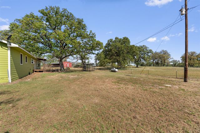 552 County Road 306, Rockdale, TX 76567