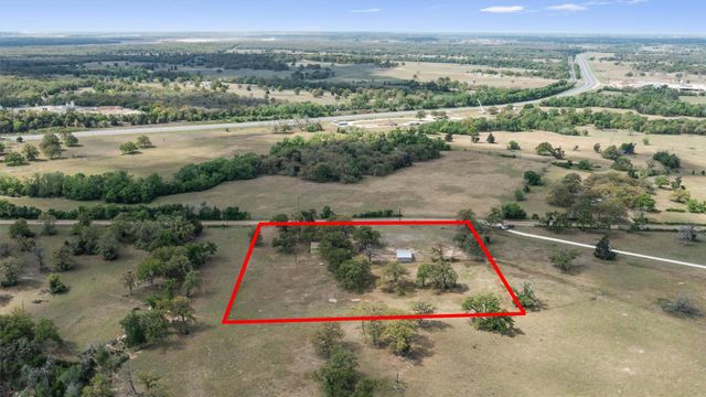 552 County Road 306, Rockdale, TX 76567