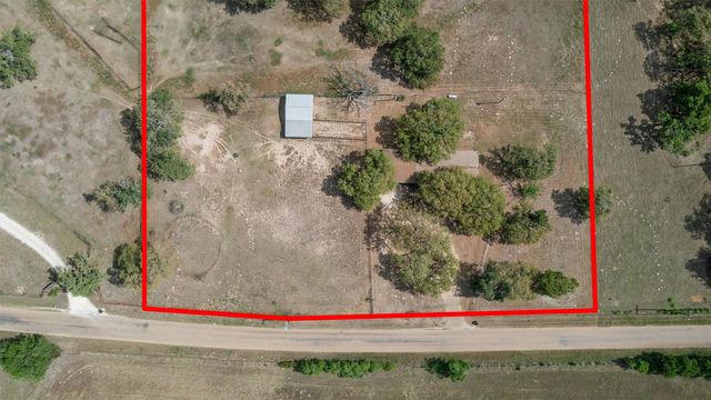 552 County Road 306, Rockdale, TX 76567