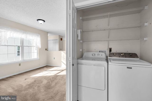 146 PINE OAK BLVD, Barnegat, NJ 08005