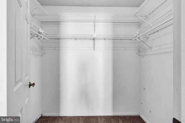 146 PINE OAK BLVD, Barnegat, NJ 08005