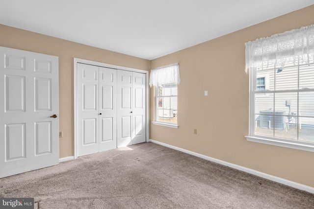 146 PINE OAK BLVD, Barnegat, NJ 08005