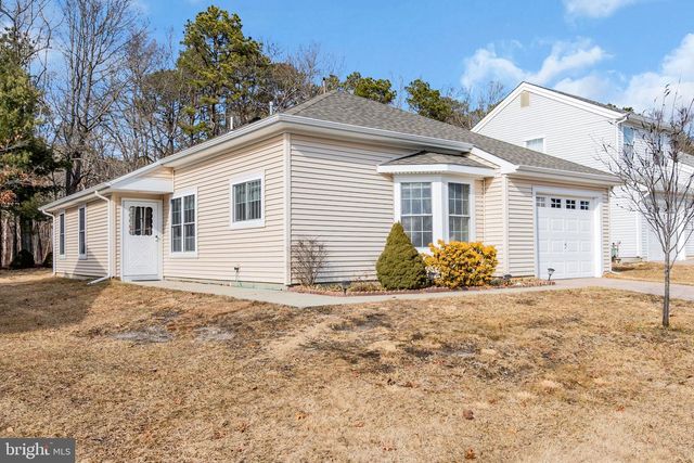 146 PINE OAK BLVD, Barnegat, NJ 08005