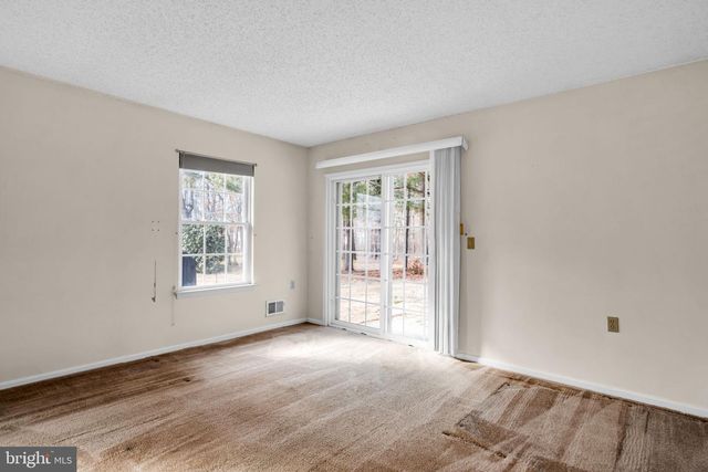 146 PINE OAK BLVD, Barnegat, NJ 08005