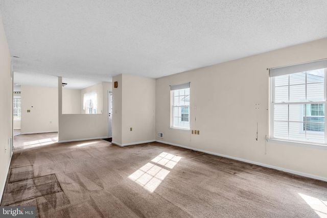 146 PINE OAK BLVD, Barnegat, NJ 08005