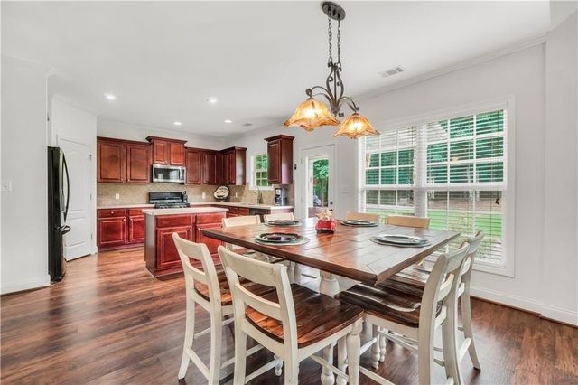 130 Northwood Creek Way, Oxford, GA 30054