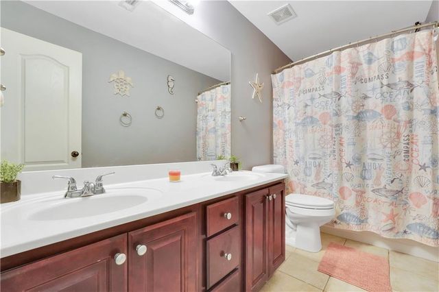 130 Northwood Creek Way, Oxford, GA 30054