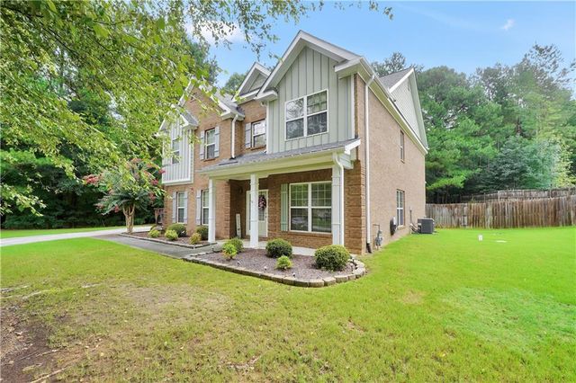 130 Northwood Creek Way, Oxford, GA 30054